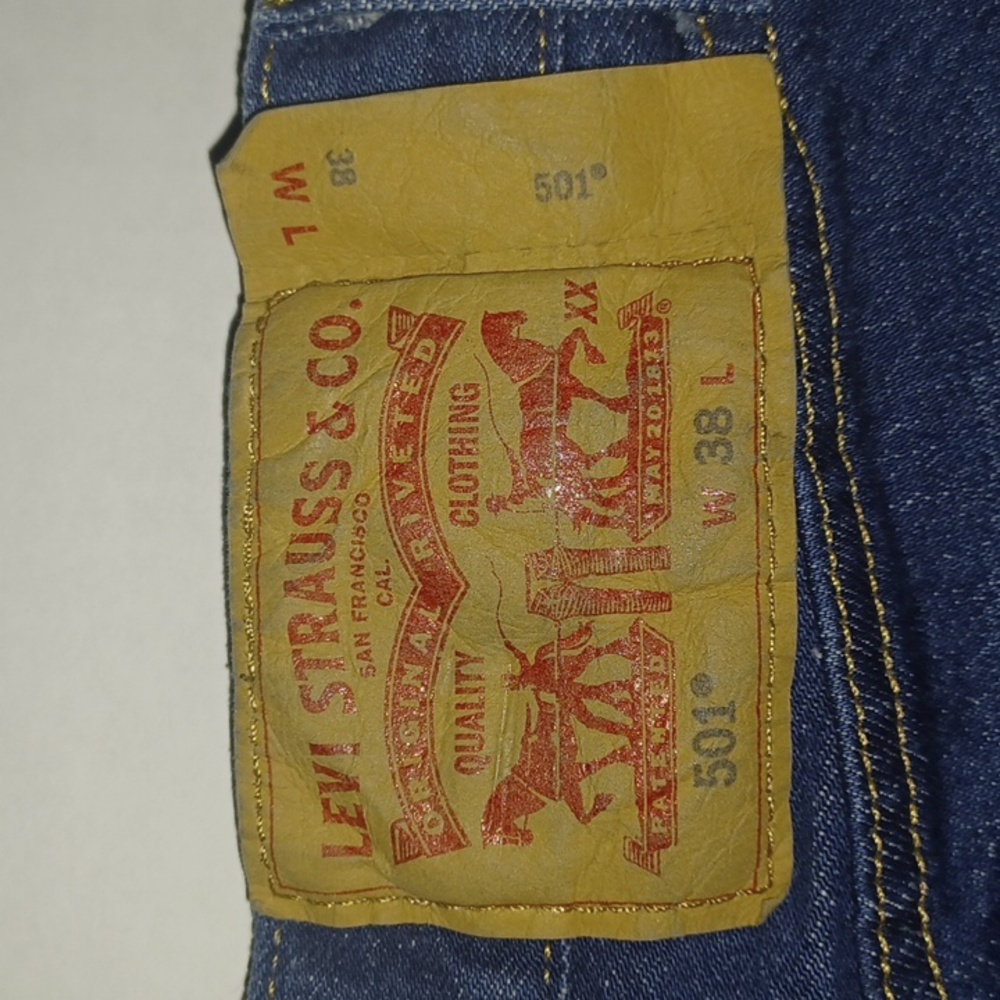 Levi's 501 Original Button-Fly Shorts  NWT - Picture 4 of 10